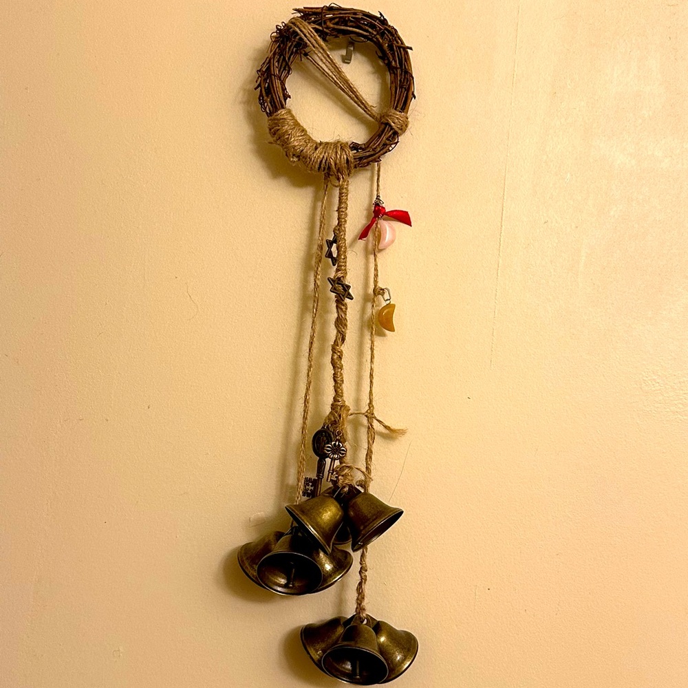 Witch Bells - Picture 3 of 7